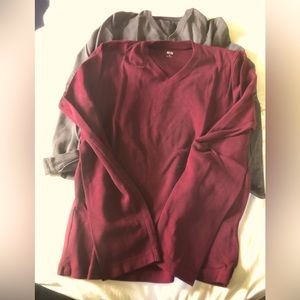 Uniqlo long sleeve v neck tshirts